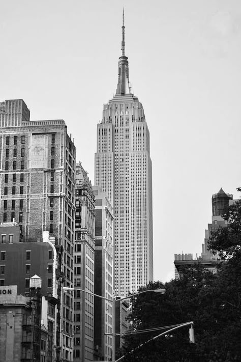 Luca Vitiello, Wal Art, Nyc Baby, Tall Buildings, Empire State Of Mind, 90s Model, Nyc Girl, Nyc Life, Black And White Posters