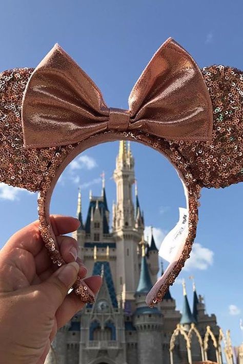 Disney Just Released Official Rose Gold Minnie Ears, and We're Obsessed Disney Ears Rose Gold, Rose Gold Disney Ears, Rose Gold Mickey Ears Outfit, Disney World Minnie Ears, Minnie Ears Outfit, Rose Gold Minnie Ears, Diy Disney Ears, Disney Ears Headband, Disney Mouse Ears