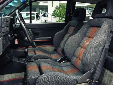 Cabrio Vw, Recaro Seats, Gol Gts, Vw Golf 3, Vw Mk1, Automotive Upholstery, Golf Mk1, Custom Car Interior, Cool Car Accessories