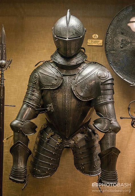 Medevial Knight, Real Armor Medieval, Early Medieval Armor, Medieval Knight Armor, Ornate Knight Armor, French Medieval Armor, 15th Century Armor, Costume Armour, Reference Photos For Artists