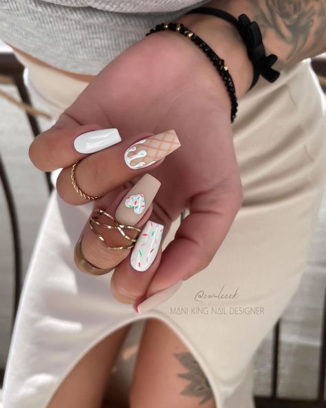 30 Edgy Summer Nails to Inspire You Nails Ice Cream, Nails Ice, Sprinkle Nails, Cream Nail Art, Edgy Summer, Ice Cream Nails, Cream Nail, Chrome Nails Designs, Airbrush Nails