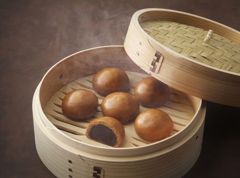 【Onsen Manju】Which means Japanese steamed bun stuffed with red bean paste selling around hot spring places. It's hot and sweet! Japanese Steamed Buns, My Reading Manga, Reading Manga, Red Bean Paste, Red Bean, Steamed Buns, Japanese Sweets, Hot Spring, Bean Paste