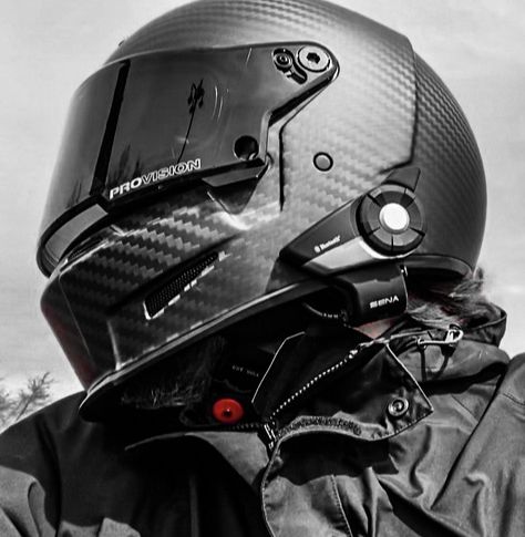 Bell Eliminator, Crash Helmet, Chopper Tank, Motorbike Gear, Helmet Designs, Helmet Shop, Motorcross Bike, Motorbike Helmet, Biker Gear