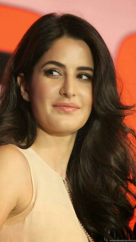 Keepjkjjjjbbbnn Katrina Kaif Photo, Actress Without Makeup, Random Photos, Katrina Kaif, Bollywood Celebrities, India Beauty, Desi Beauty, Pretty Face, Bollywood Actress