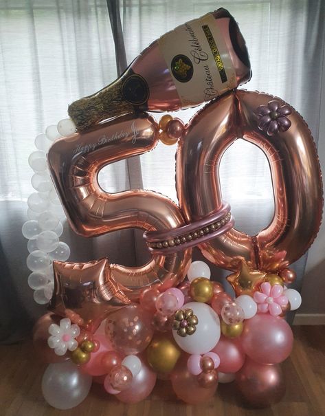 Champagne Bottle Balloon Bouquet, Champagne Balloon Bouquet, Champagne Bottle Balloons, 50 Balloon Bouquet, 50th Birthday Balloon Ideas, Rose Gold Balloon Bouquet, Bday Background, 50th Birthday Party Themes, 60 Balloons