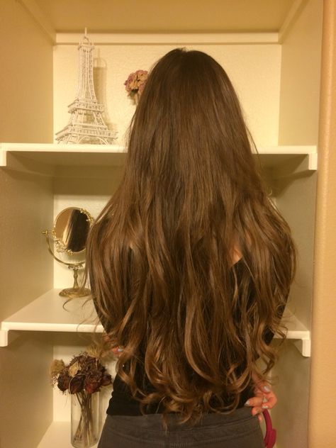 Brownish Hair, Manifest Board, Pelo Cafe, Hair Color Chart, Beautiful Curly Hair, Haircuts Straight Hair, Hair Stylist Life, Long Wavy Hair, Hair Inspo Color