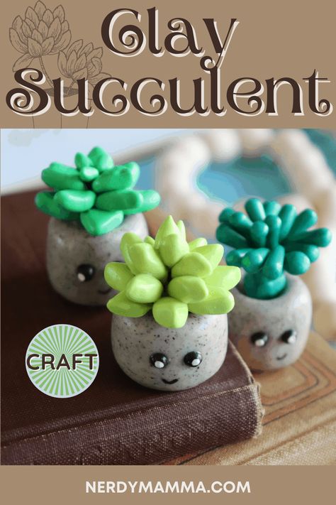 Succulents are quite popular but these cute little Clay Succulents are so adorable. If you are a succ lover, then having these little ones are a must-have. Clay Succulents Diy, Easy Polymer Clay, Unicorn Crafts, Diy Craft Tutorials, Painted Jars, Succulents Diy, Vinyl Crafts, Jar Crafts, Arts And Crafts Projects