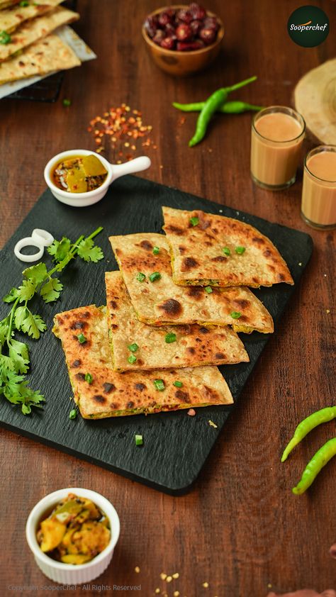 Patishapta Pitha Recipe, Paratha Photography, Pakistani Breakfast, Chicken Paratha, Rice Platter, Heavy Meals, Egg Paratha, Stuffed Paratha, Sandwich Recipes Indian