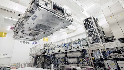 Samsung to have its first High-NA EUV lithography machine by the end of the year, wants to super-boost its semiconductor manufacturing efforts. Semiconductor Manufacturing, Core Challenge, Decker Bus, Double Decker Bus, Pre Production, Design Strategy, Lithography, How To Attract Customers, Logic