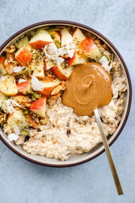 Easy Grated Apple Bircher Muesli (Vegan Option) - Walder Wellness Recipes With Oats, Walder Wellness, Muesli Recipe, Healthy Breakfast Meal Prep, Swiss Recipes, Bircher Muesli, Breakfast Cookies Healthy, Favorite Breakfast Recipes, Plant Based Breakfast