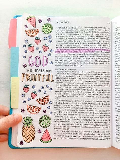 Bible Art Ideas, Journaling Bible Ideas, Cute Bible Journaling Ideas, Jesus Doodles, Bible Journaling Inspiration, Bible Journal Ideas, Bible Goals, Bible Drawings, Bible Lettering