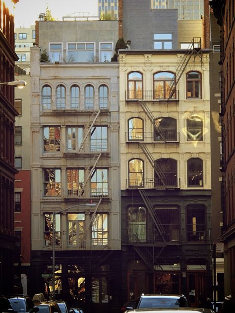 before my life is over, I will live at least a year in a downtown apartment with brick walls, high ceilings, and these windows. Brooklyn Apartments, Apartment Building Exterior, New Yorker Loft, Ny Apartment, Downtown Loft, Apartment Exterior, City Downtown, Voyage New York, Downtown Apartment