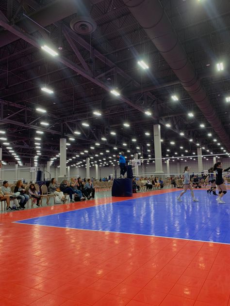 Asthetic Volleyball Photos, Professional Volleyball Aesthetic, Volleyball Vision Board, Club Volleyball Aesthetic, Travel Volleyball, Volleyball Things, Volleyball Aesthetic, Club Volleyball, College Volleyball