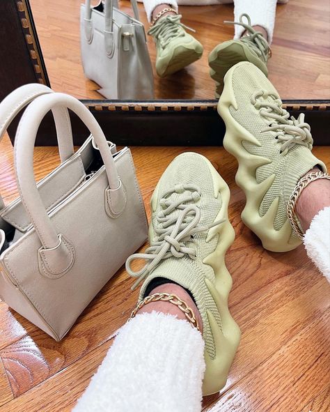 Yeezy 450 Outfit, Adidas Yeezy 450, Yeezy 450, Hype Shoes, Shoe Inspo, Adidas Yeezy, Shoe Collection, Fashion Shoes, Adidas