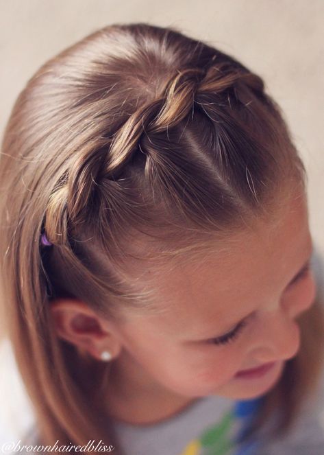 040815 Pretty Hair Styles, Girls Hairdos, Braid Headband, Girl Hair Dos, Pull Through Braid, Instagram V, Braids For Kids