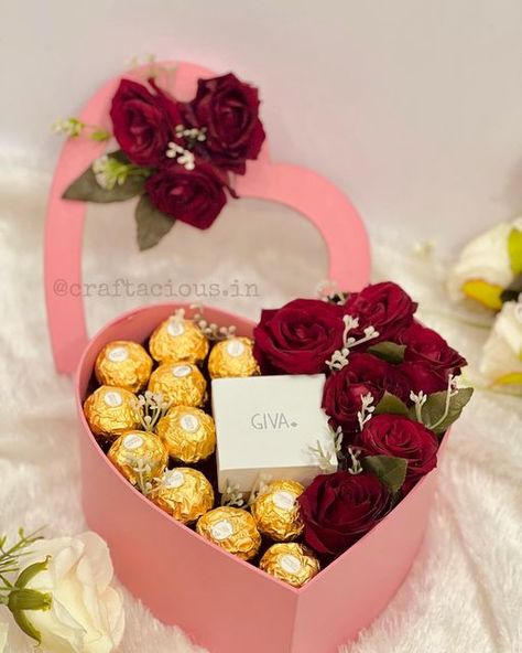 Ring Hamper Ideas, Mini Hampers Ideas, Ring Hamper, Chocolate Hamper Ideas, Chocolate Hamper Ideas Gifts, Birthday Hamper Ideas, Birthday Hamper For Her, Pink Hamper, Hampers Ideas