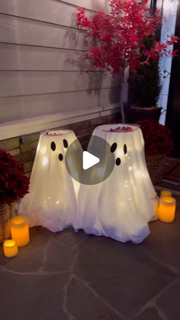 Jodie Kammerer • AMAZON HOME FINDS on Instagram: "Easy DIY Trick or Treat Halloween Ghost Bowls! These are so fun! 

All supplies are linked in my Amazon store! COMMENT LINK or shop my link in bio.

How to:

1. Place 1 plastic bowl on any small stool or round table. 
2. Cover the bowl & table with a white sheet or tablecloth.
3. Add the second bowl over that, fitting it into the first bowl!
4. Add candy.
Optional: add nights underneath for a fun nighttime glow.

Happy Halloween! 🎃 

#amazonhome #amazonfinds #homehacks #halloweendecor #trickortreat" Halloween Table For Trick Or Treat, Trick Or Treating Table Ideas, Halloween Candy Bowl Ideas, Trick Or Treat Table Outside, Trick Or Treat Table Ideas, Halloween Trick Or Treat Table, Trick Or Treat Candy Bowl, Trick Or Treat Table, Ghost Candy Bowl