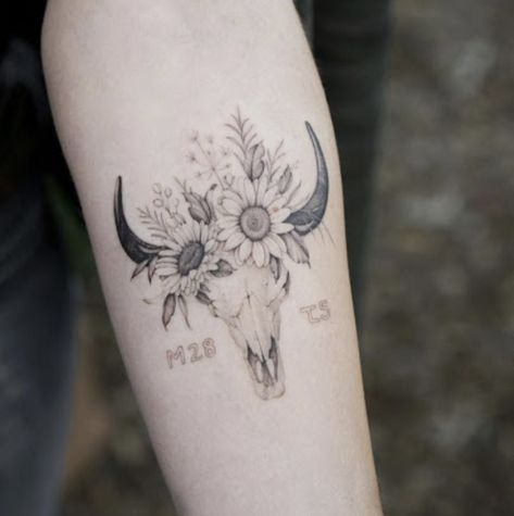 Bull Head Tattoo With Flowers, Taurus Bull With Flowers Tattoo, Bull Horns With Flowers Tattoo, Longhorn Tattoo Flowers, Bull Skull Tattoo With Cactus, Horns And Flowers Tattoo, Small Cow Skull Tattoo For Women, Long Horn Bull Skull Tattoo With Flowers, Long Horn Cow Skull Tattoo