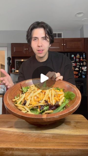 Benji Xavier on Instagram: "This one is a winner!! Trust me! 🙌🏼🥗" Benji Xavier Recipes, Benji Xavier, Volume Eating, Calorie Counting Recipes, Tiktok Hacks, High Protein Dinner, Healthy Protein Meals, High Protein Low Calorie, Protein Meals