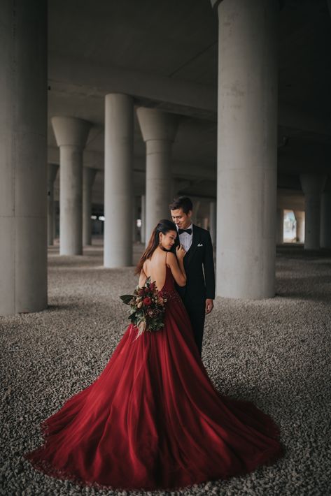 A sultry wine red ballgown featuring a gorgeous low back to complete the bold look بيوت ملكية, Red Wedding Gowns, Pre Wedding Photoshoot Props, Pre Wedding Photoshoot Outfit, Pre Wedding Videos, Wedding Photoshoot Props, Wedding Gown Inspiration, Wedding Portrait Poses, Pre Wedding Shoot Ideas