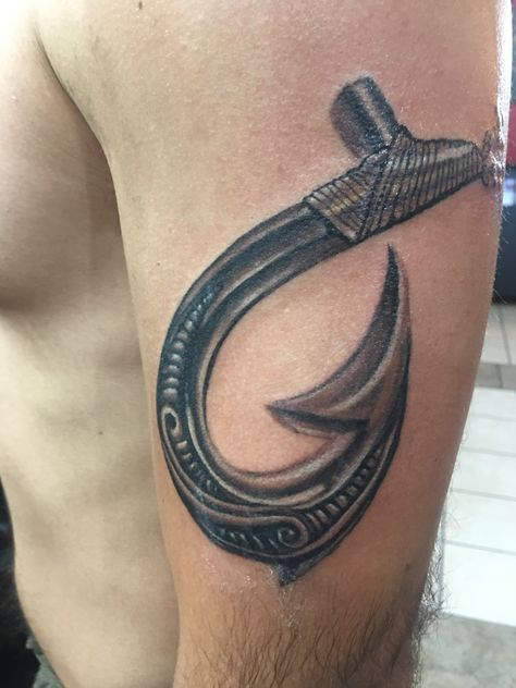 Fish hook tattoo Hawaiian Fish Hook Tattoo, Fish Hook Tattoo For Men, Fishhook Tattoo, Hawaiian Island Tattoo, Fish Hook Tattoo, Hook Tattoo, Fishing Hook Tattoo, Hook Tattoos, Wedding Band Tattoo