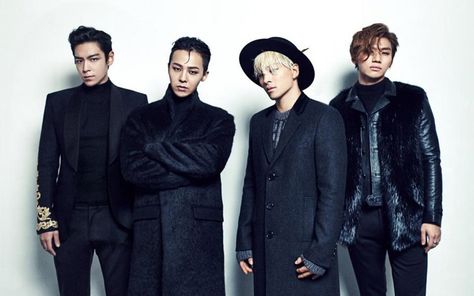 Korean netizens debate whether Big Bang's new song will be a hit or not since it's been so long since they made a comeback Bigbang Ot4, Bigbang Wallpapers, Seung Ri, Kpop Bands, G-dragon, Coachella Music Festival, Bang Bang Bang, Top Bigbang, Kpop News