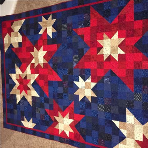 Red, White & Blue Quilt | Quiltsby.me Red White Blue Quilt, Military Quilts, Qov Quilts, Valor Quilts, American Quilts Patterns, Usa Quilt, Patriotic Projects, Flag Quilt, White Quilts