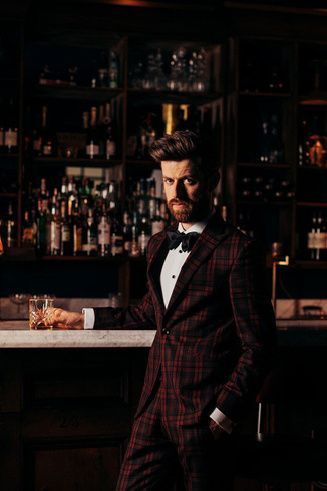 Glass Of Whiskey, Man Bars, Cocktail Photography, Gentleman Aesthetic, Portrait Photography Men, Photography Pics, Men Photoshoot, Man Photography, Mens Fashion Photography