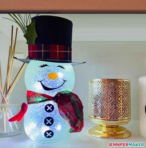 Light Up Snowman on a shelf Diy Dollar Tree Crafts, Christmas Decorations On A Budget, Gift Ideas For Adults, Fun Holiday Crafts, Jennifer Maker, Snowman Crafts Diy, Dollar Store Christmas Crafts, Holidays Ideas, Dollar Store Christmas