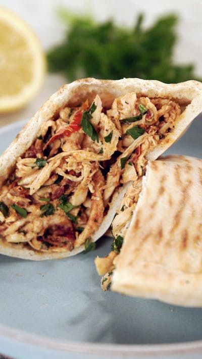 Rotisserie Chicken Leftovers, Chicken Leftovers, Pita Recipe, Pita Sandwich, Sundried Tomato Chicken, Sun Dried Tomato Sauce, Pita Recipes, Delicious Chicken Salad, Chicken Pita