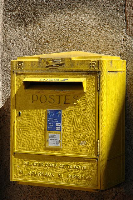 Yellow Photography, Jaune Orange, Rainbow Aesthetic, Yellow Walls, Post Box, Yellow Submarine, Yellow Wallpaper, Yellow Aesthetic, Aesthetic Colors