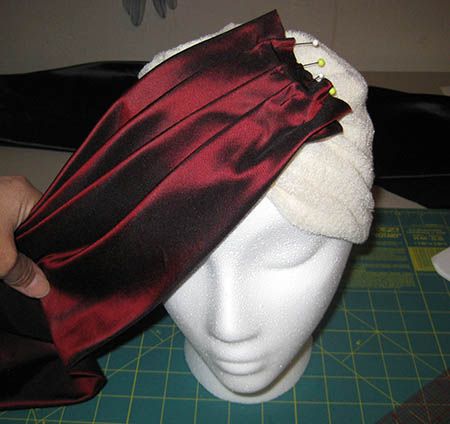 Step 9 Turban Diy, Turban Headband Tutorial, Biblical Costumes, Aladdin Costume, Fascinator Hats Diy, Turban Tutorial, Sewing Hats, Estilo Hijab, Hair Wrap Scarf