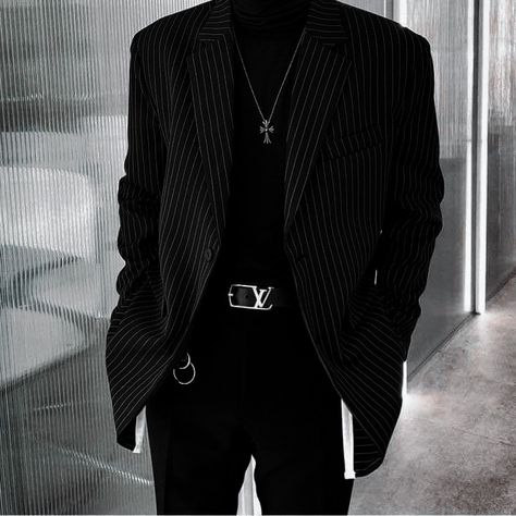 Sunghoon X Sunoo, Mens Outfit Inspiration, Tomboy Style Outfits, Streetwear Men Outfits, Swaggy Outfits, Tomboy Fashion, 가을 패션, Black Suits, Edgy Outfits