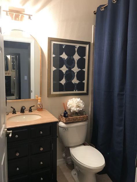 Navy cream and gold bathroom. Used 96” curtains and 96” liner to make the shower ceiling higher. Navy Blue Restroom Decor, Navy Shower Curtain Bathroom, Navy Blue Shower Curtain Bathroom Ideas, Navy And Grey Bathroom Decor Ideas, Navy Blue Bathroom Inspiration, Black White Navy Bathroom, Navy Brown Bathroom, Navy Black And Cream Bedroom, Navy Accessories Bathroom