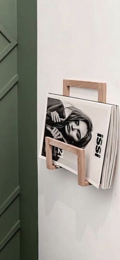 Magazine Rack In Bathroom, Magazine Holder Bathroom, Bathroom Magazine Holder Ideas, Books In Bathroom, Magazine Holder, Book Holders, Magazine Holders, Park Homes, House Inspo