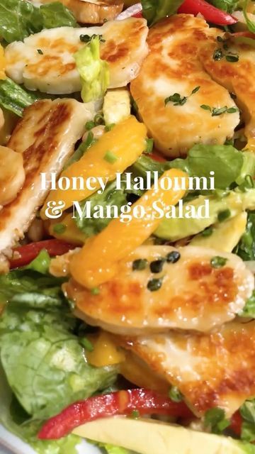 Jessica Sepel - JSHealth®🤍🧿 on Instagram: "Honey Halloumi & Mango Salad | Full recipe below👇 ⁠ ⁠ Did somebody say summer salad? You can’t go wrong with caramelised honey halloumi, delicious mango and fresh, crunchy greens. I guarantee you will be eating this salad on repeat - I know everyone in the JS office is!⁠ ⁠ Ingredients:⁠ 200g halloumi, sliced into strips ⁠ 1 tbsp honey⁠ 3 sprigs thyme⁠ 1 mango, peeled & sliced into strips, we used 1 large mango⁠ 1 400g (14.1 oz) tin chickpeas, rinsed Honey Halloumi, Jessica Sepel, Haloumi Recipes, Halloumi Salad, Vegetable Tray, Baking With Honey, Mango Salad, Spanish Onion, Summer Salad