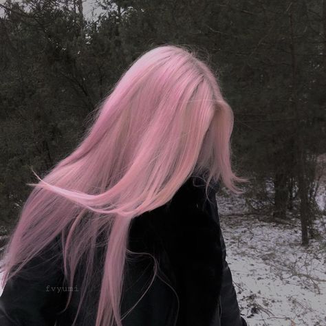 Slavic Doll, Long Pink Hair, Light Pink Hair, Pastel Pink Hair, Music On Spotify, Dyed Hair Inspiration, Pretty Hair Color, Dye My Hair, Hair Inspiration Color