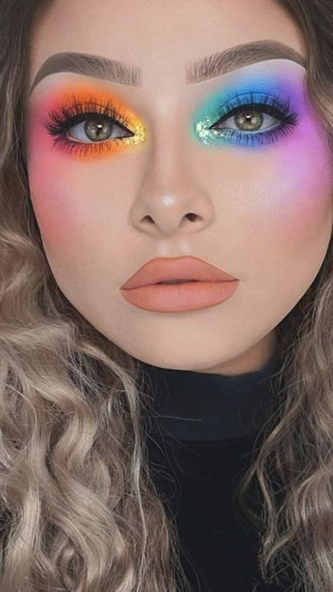 Eyeshadow Looks Easy, Makeup Eyeshadow Looks, Rainbow Eye Makeup, Makeup Order, Simple Eyeshadow, Pride Makeup, Brushes Makeup, Rainbow Makeup, Eye Makeup Pictures