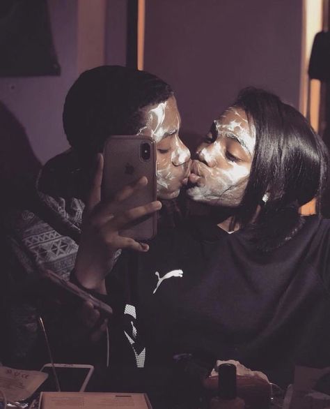 Couple Tumblr, Black Relationship Goals, Black Love Couples, Couple Goals Teenagers, Couples Vibe, Black Couples Goals, Couple Relationship, Boyfriend Goals, Relationship Goals Pictures