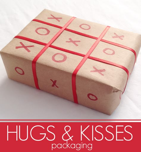 Valentines Gift Wrap, Homemade Valentines Gift, Homemade Valentine, Gifts Wrapping, Valentines Presents, Hugs Kisses, Homemade Valentines, Creative Gift Wrapping, Diy Gift Wrapping