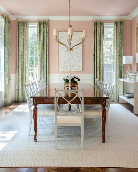 dining room design by blue print interiors | dallas designers | blush walls and ceiling | vintage dining room table | green drapes in dining room | blue print | blueprintstore.com Dining Room Drapes, Pink Dining Rooms, Vintage Dining Room Table, Green Dining Room, Living Room Drapes, Dining Room Blue, Balanced Design, Interior Design Dining Room, Vintage Dining Room