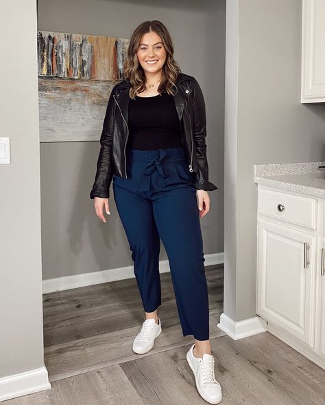 Mid Sized Casual Outfits, Mid Size Smart Casual, Outfit Ideas For Mid Size Women, Mid Size Fashion Over 40, Blue Outfit Plus Size, Smart Casual Work Outfit Plus Size, Office Outfit Plus Size, Work Outfits Women Mid Size, Outfit Curvy Elegante