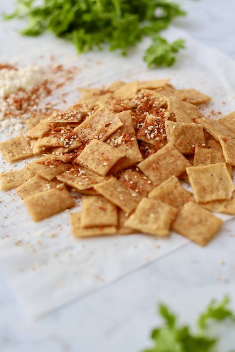 Sourdough Cheeze-its - Ambers Kitchen Cooks Homemade Buns, Sourdough Bread Sandwiches, Sourdough Starter Discard Recipe, Sourdough Baking, Cheez It, Sourdough Recipes, Sourdough Starter, Sourdough Bread, Cooking Kitchen