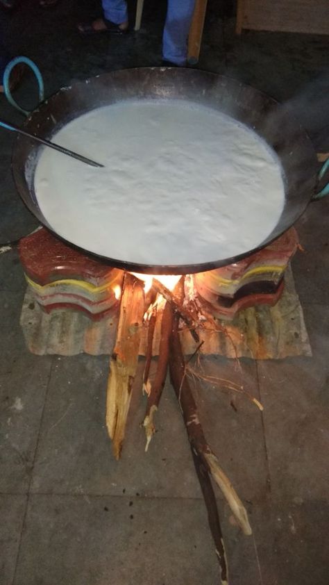 Kojagiri milk preparation at village Kojagiri Purnima Milk, Kojagiri Purnima Photo, Kojagiri Purnima, Birthday Banner Background, Chill Photos, Banner Background, Food Cravings, Instagram Captions, Girly Photography