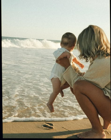 b + his mom 🫶🏼 Mom Group Aesthetic, Travel Mom Aesthetic, East Coast Mom Aesthetic, Natural Mom Aesthetic, Pretty Mom Aesthetic, Mommy And Baby Beach Pictures, Calm Mom Aesthetic, Vision Board New Mom, Cute Mom Aesthetic