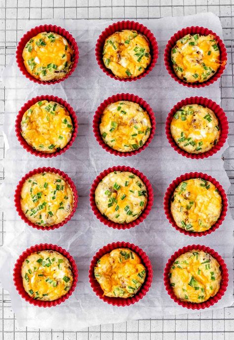 Muffin Tin Quiche Crustless, Crustless Mini Quiches In Muffin Tin, Mini Quiches In Muffin Tin Crustless, Mini Crustless Quiche Recipes, Healthy Mini Quiche, Crustless Quiche Muffins, Muffin Tin Quiche, Mini Quiche Cups, Crustless Mini Quiche