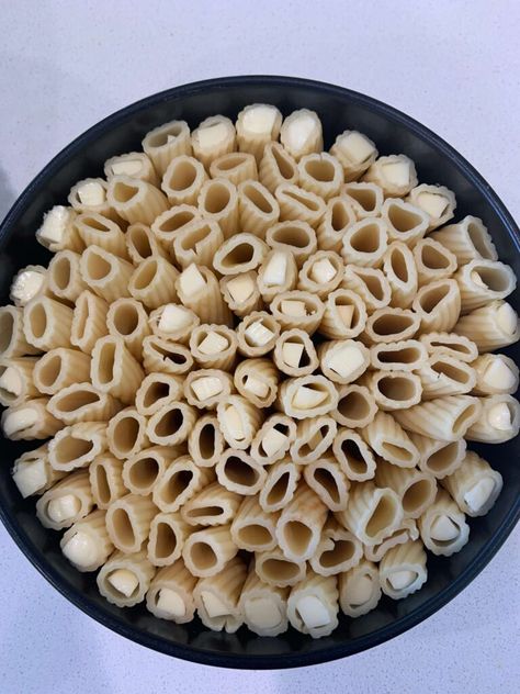 String Cheese Recipes, Honeycomb Pasta, Rigatoni Pie, Rigatoni Pasta Recipes, Viral Pasta, Crock Meals, Rigatoni Recipes, Crockpot Pasta, Pasta Cake