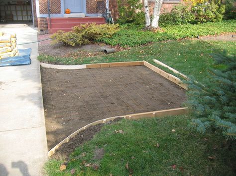 Front Yard Parking Pad Ideas, Trailer Parking Driveway, Semi Circle Driveway Ideas Front Yards, Small Parking Pad In Front Of House, Extra Parking Space Driveway, Driveway Turnaround Landscaping, Parking Pad Landscaping, Gravel Driveway Turnaround Ideas, Adding Parking Space To Driveway