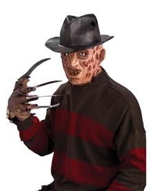 Nightmare on Elm Street Freddy Krueger Fedora Hat Fantasia Freddy Krueger, Freddy Krueger Hat, Freddy Krueger Costume, Street Film, Clever Halloween Costumes, Scary Halloween Costumes, A Nightmare On Elm Street, Scary Costumes, Classic Horror Movies