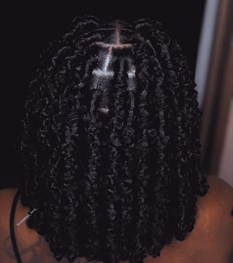 Butterfly Locks Short, Bob Butterfly Locs, Short Butterfly Locs, Butterfly Locs Hairstyle, Butterfly Locks, Butterfly Twist, Cornrows Natural Hair, Quick Braids, Short Box Braids Hairstyles